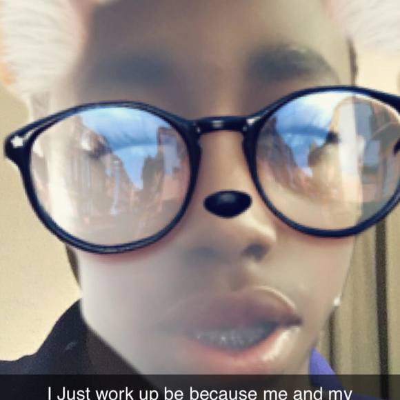 Meet your Posher, Jermayne - Picture 1 of 1